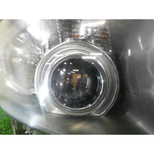 ヴォクシー ヴォクシー/VOXY DBA-ZRR70G 右ライト/右ヘッドライト 3ZR