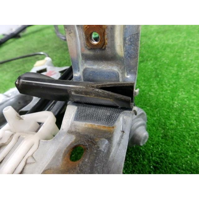 クライスラー300C LX57 HEMI 右フロントPWモーター 7 18114608 994669