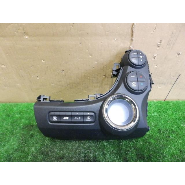 フィットシャトル DBA-GG7 ACスイッチ/エアコンパネル L15A-E NH737M D08Y1 79602-TF7-941ZA 841873