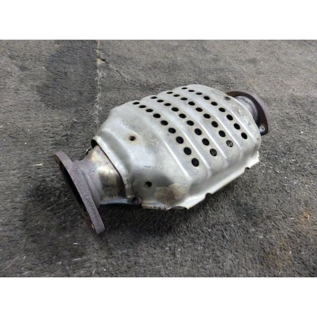 スプリンター E-AE100 触媒/コンバーター 5A-FE 040 18450-11150