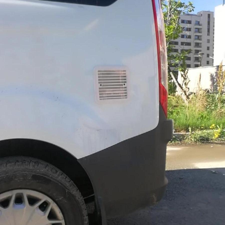 換気ファン 車用 DC12V シングル 205mm 換気扇 ファン 排気 車載 換気ファン 車用 DC12V シングル 205mm 換気扇 ファン 排気 車載