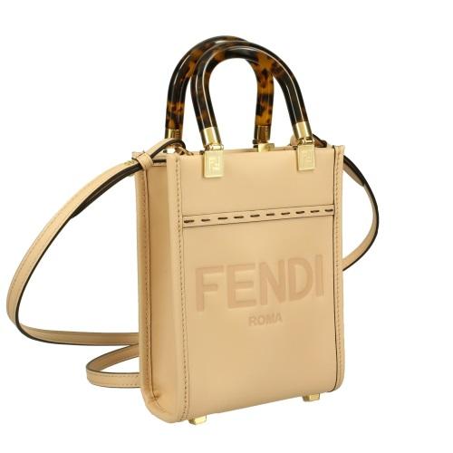 FENDI（フェンディ） ショルダーバッグ レディース ベージュ