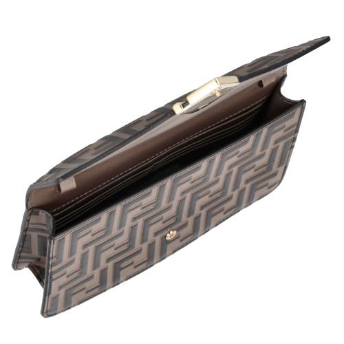 FENDI（フェンディ） ショルダーバッグ レディース ブラウン FF