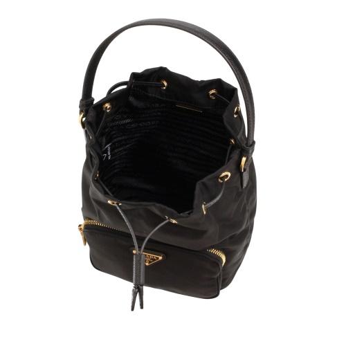 PRADA（プラダ） ショルダーバッグ VELA ブラック PRADA 1BH038 V UOP