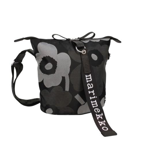 【再値下げ】marimekko マリメッコ　ブラックショルダーバッグ marimekko（マリメッコ） ショルダーバッグ レディース CARRY ALL
