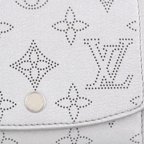 LOUIS VUITTON（ルイ・ヴィトン） 二つ折り財布 マヒナ ポルトフォイユ