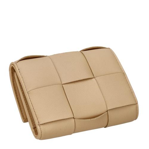 ボッテガヴェネタ 三つ折り財布 レディース マキシイントレチャート MAXI INTRECCIAT ベージュ BOTTEGA VENETA 651372 V3UO1 2700の画像