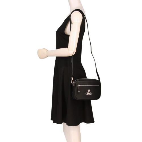 ヴィヴィアンウエストウッド Vivienne Westwood ANNIE CAMERA BAG ショルダーバッグ バッグ フェイクレザー レディース ブラック系 43030036S000RN405 【新品】 Vivienne Westwood - ヴィヴィアンウエストウッド Vivienne Westwood