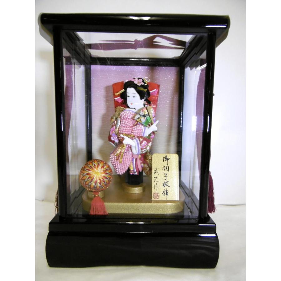 ケース入り羽子板飾り☆ 振袖　６号（横幅２３ｃｍ・奥行２０ｃｍ・高さ３１ｃｍ） ☆女の子の初正月のお祝いに