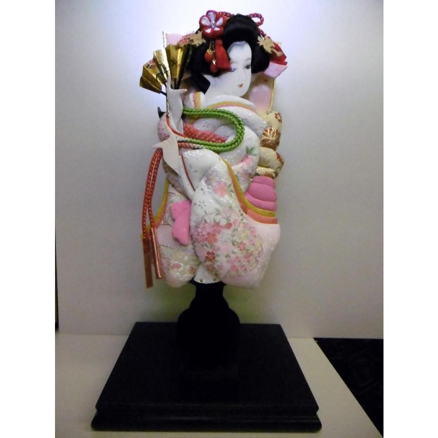 羽子板立飾り 雅ピンク刺繍入り１３号 （横幅２３ｃｍ・奥行１８ｃｍ・高さ４３ｃｍ位） ☆女の子の初正月のお祝いに！ガラスケースでもお飾り頂けます