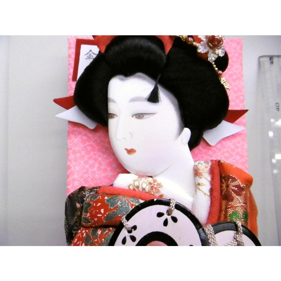 極上羽子板飾り台付き 彩 振袖木目込み１５号 （台１９ｃｍx１９ｃｍ・全高４８ｃｍ位） ☆女の子の初正月のお祝いに！ガラスケースでもお飾り頂けます 極上羽子板飾り台付き 彩 台１９ｃｍx１９ｃｍ 全高４８ｃｍ位