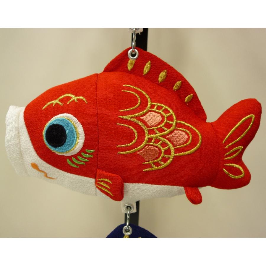 室内用鯉のぼり☆凛 【マスコット】 飾台付☆全高７２ｃｍ（つるし全高６２ｃｍ：吹流し２７ｃｍ・黒鯉２３ｃｍ・赤鯉２１ｃｍ・青鯉１９ｃｍ）☆かわいい鯉のぼりを室内に