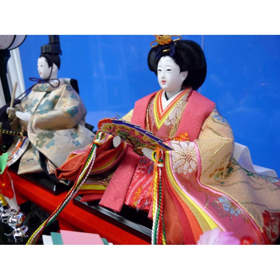 容れもの入親王飾りつけ７０８☆幅５１x奥ぶかさ２４x高さ３４珊☆雅びやかなお顔の金襴お召しもの着のパウダーコンパクトな２人飾