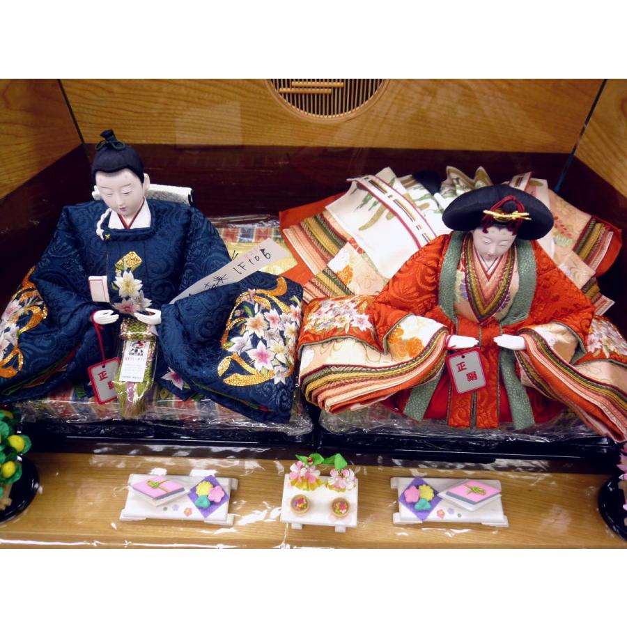 #親王飾り　【本畳台】●大ぶり‼️豪華衣装・良いお顔です。丁寧な作りです‼️−３３ 雛人形 親王飾り 高台セット【P87001】 毬刺繍が素敵な高床の台屏風に