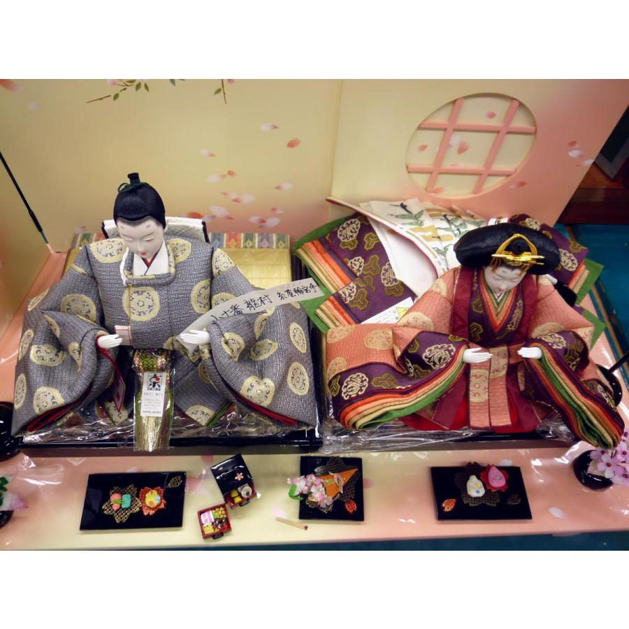 親王飾り ＯＩ４Ｂ−２３☆横幅７０*奥行３６*高さ３５ｃｍ☆織の細やかな龍村裂を用いた衣装着２人飾_3