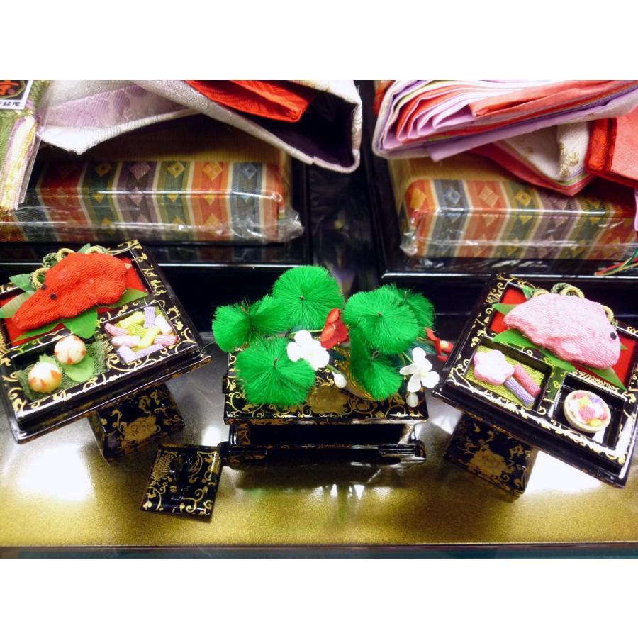 親王飾り ＯＩ７−２８☆横幅８０*奥行４２*高さ４２ｃｍ☆薄紫に淡い色のかわいい桜の刺繍を施した衣装着２人飾_5