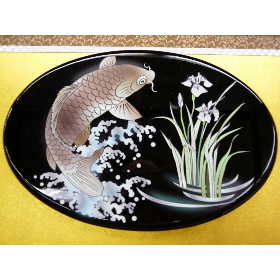 ケース入り五月人形☆兜飾り 彫金 金巻龍☆幅４５ｘ奥行２８ｘ高さ４４ｃｍ☆鍬形に巻きついた昇り龍が豪華な逸品☆端午の節句のお祝いに