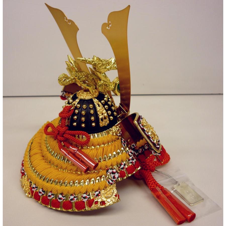 武久作兜 半月台セット 龍頭付牡丹鍬形台 黄金糸縅8号(横幅39*奥行