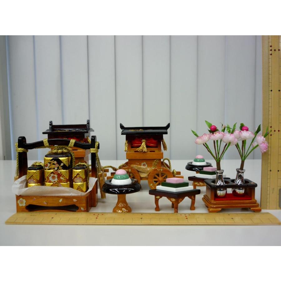 雛まつり☆木製お道具☆三宝菱台高杯手提げ重箱蓮台祭り車けやき塗金彩小桜２０号(横幅５０〜７５cm位の飾り台に☆最も一般的なおひなさまの前飾りですの画像