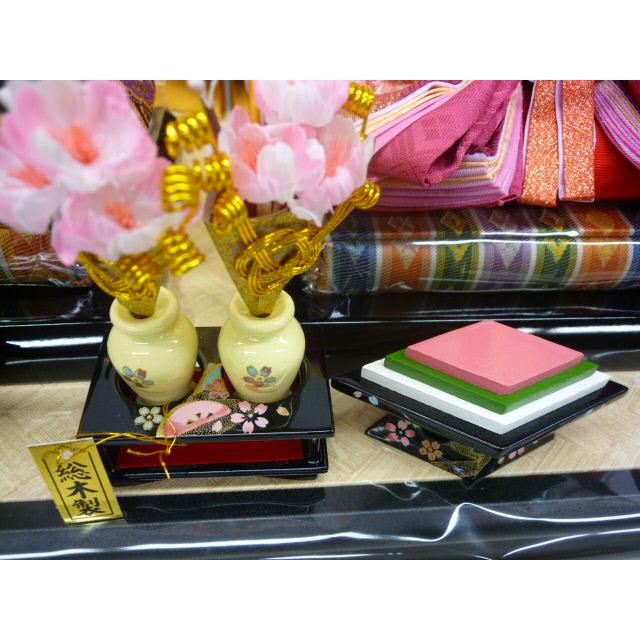 ひな人形☆限定特価＆送料無料☆親王飾り☆横幅６0x奥行３3x高さ３5cm☆秀セット☆黒塗り飾台・金彩を施した金屏風　豪華な金襴衣装着のコンパクトな２人飾_12