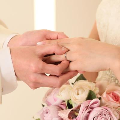 結婚指輪 プラチナ ペア 安い ステンレス マリッジリング 50代 ペアリング ヒロインマリッジ セミオーダーメイド HM005R-KS* (S28)の画像