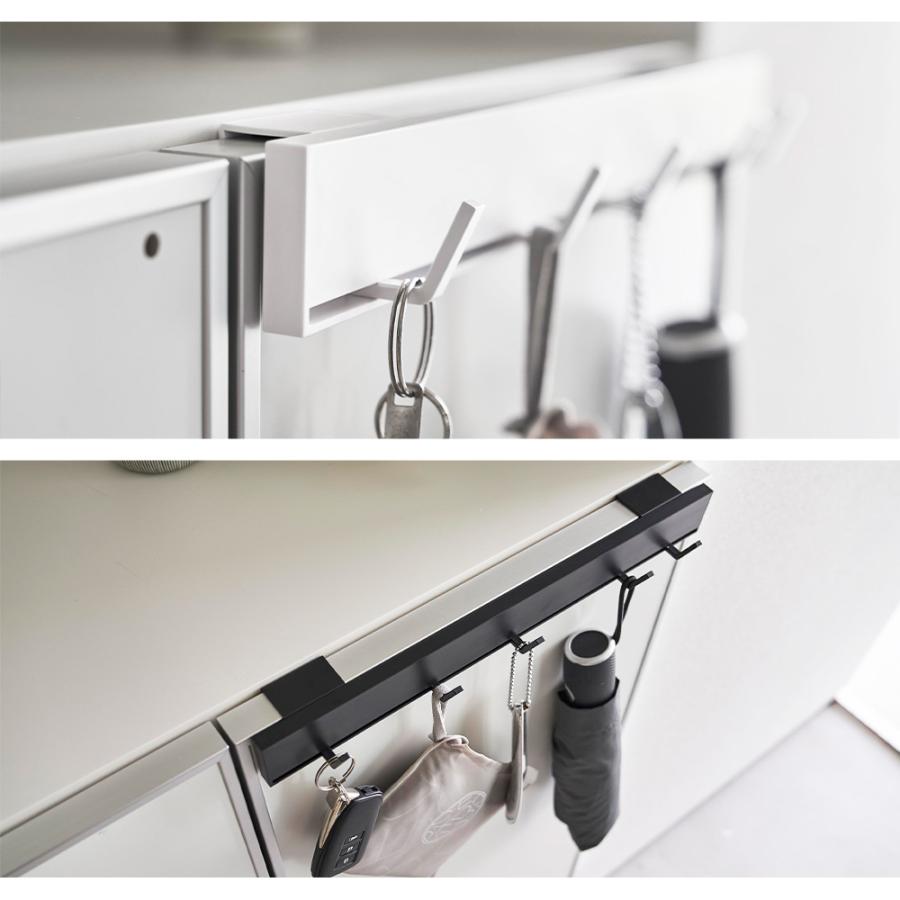 山崎実業 tower 引っ掛け 可動式 下駄箱扉 フック タワー 動かせる フック 掛ける 5連 玄関 鍵 靴べら 折り畳み傘 エコバッグ 小物収納 ハンガー | tower | 07