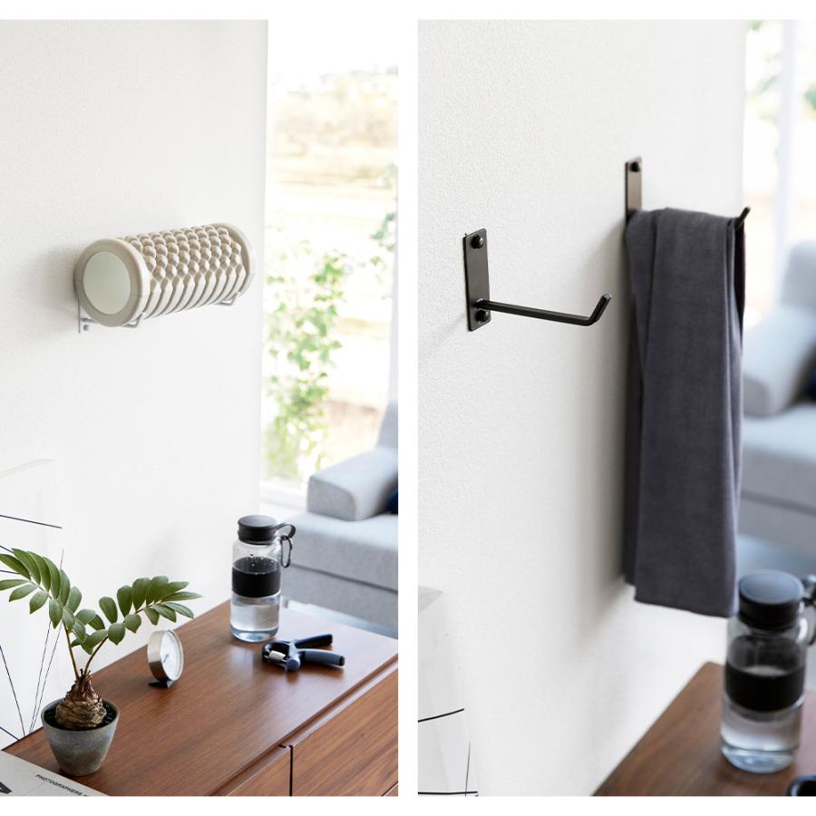 山崎実業 tower 石こうボード壁対応 ウォールヨガマットハンガー タワー 収納 壁面収納 フィットネス エクササイズ ジム用品 壁付け | tower | 06