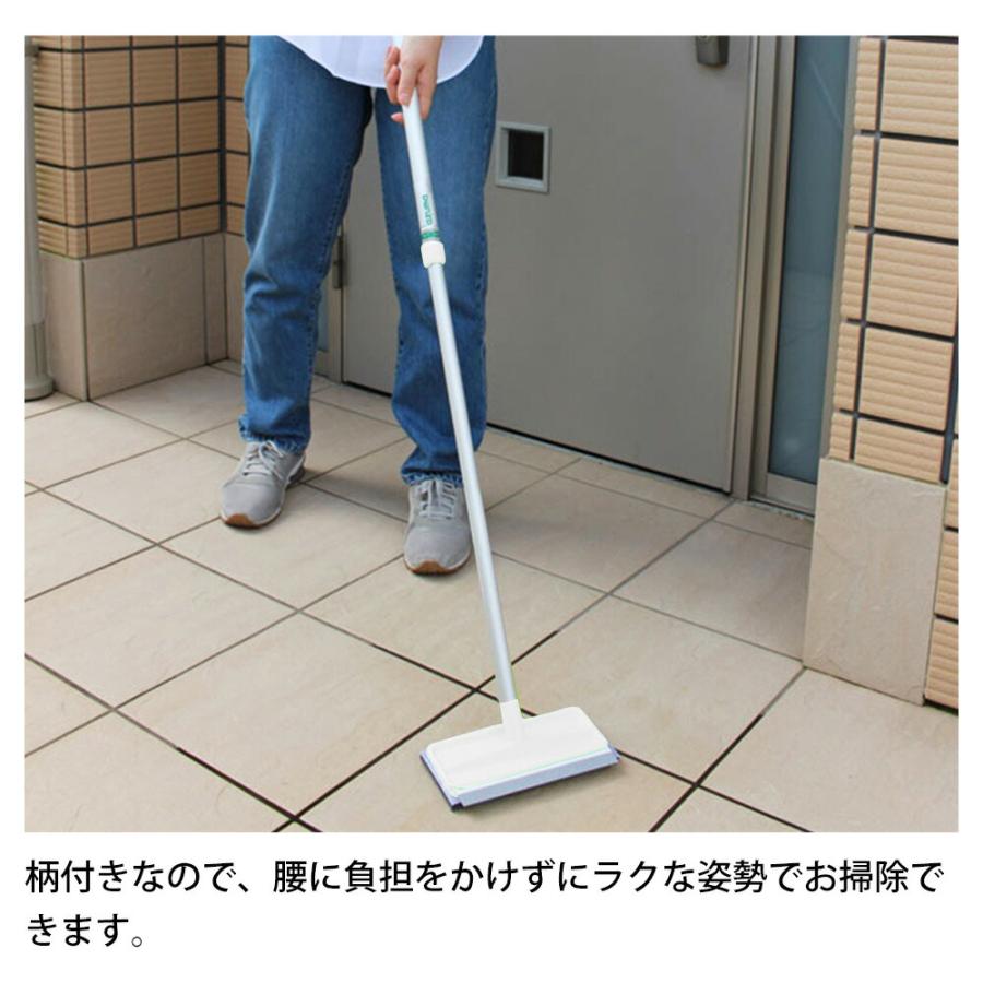 玄関ブラシ 玄関タイルブラシスポンジ伸縮柄 水切り付 68〜110cm 水切りゴム 水だけ 洗剤不要 ダブル繊維 ベランダ タワシ 水洗い コンクリート外壁 アズマ工業 | アズマ工業 | 02