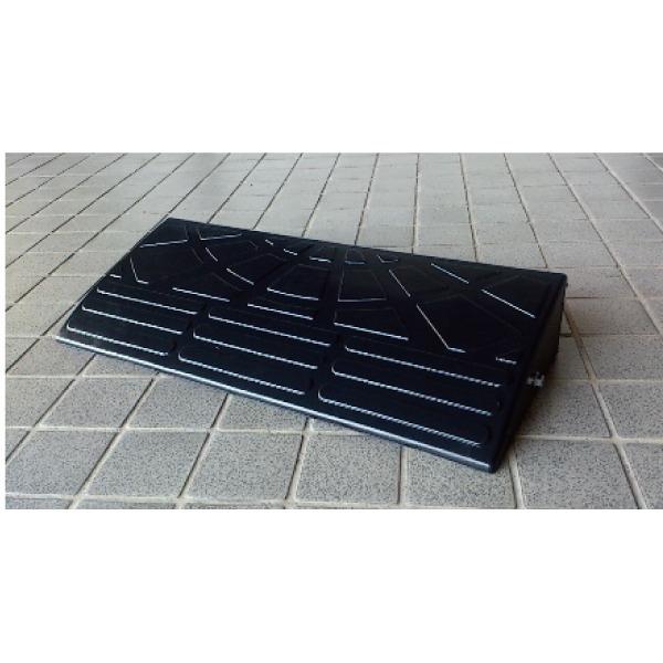 〔4個セット〕 ECOラバースロープ 段差スロープ/段差プレート 〔幅60cm 高さ10cm用〕 ゴム製 衝撃吸収_2