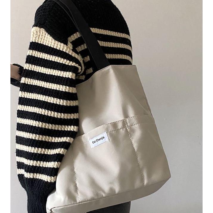 トートバッグ レディース 大容量 肩掛け 大きめ 軽い 外ポケット付き | 