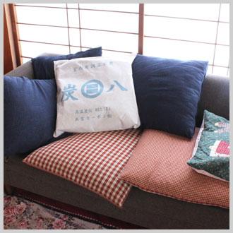 出雲カーボン 出雲屋 炭八 押入用棒袋 1袋 | 除湿 結露 湿気 梅雨 調湿 カビ対策 半永久 消臭 繰り返し使える |  | 04