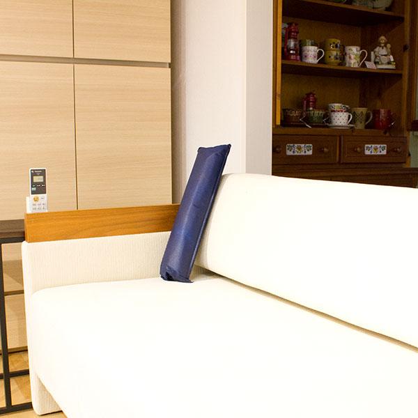 出雲カーボン 出雲屋 炭八 押入用棒袋 1袋 | 除湿 結露 湿気 梅雨 調湿 カビ対策 半永久 消臭 繰り返し使える |  | 09