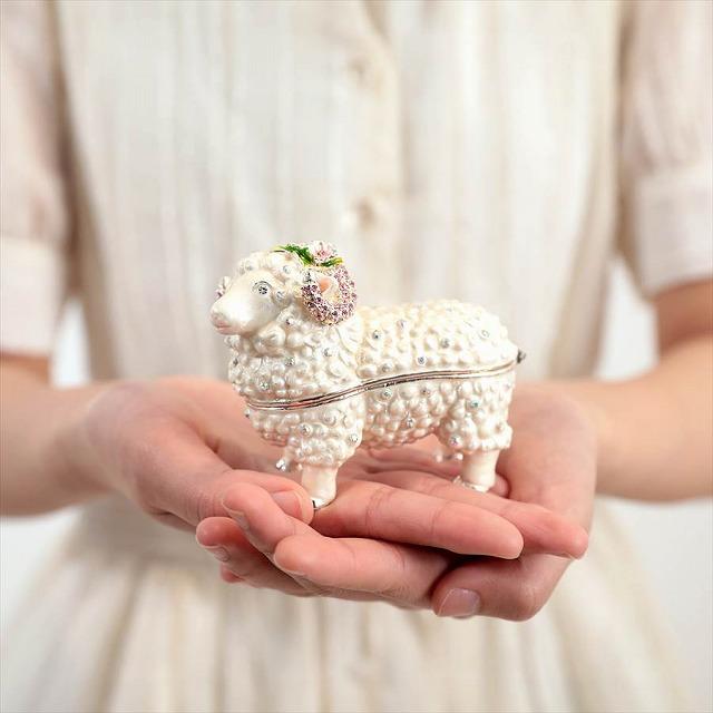 ジュエリーボックス 小桜羊 未 ひつじ 未 干支 置物 ホワイト EX5331 |  | 03