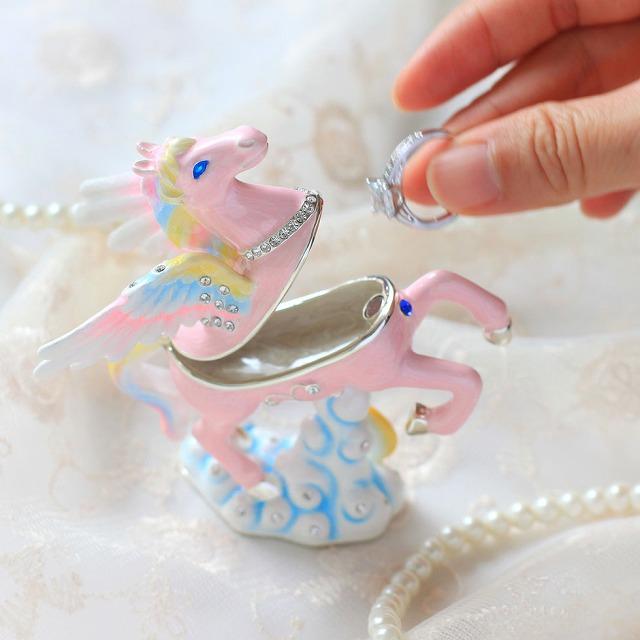 ジュエリーボックス スモールペガサス ペガサス 馬の置物 ピンク EX5801 |  | 02