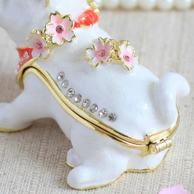 ジュエリーボックス 桜まめしば 豆柴 柴犬 いぬ 桜 犬の置物 ホワイト EX5831 |  | 02