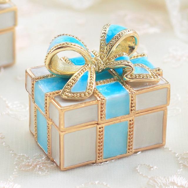 ジュエリーボックス ミニプレゼント 人気の宝石箱がミニチュアサイズに！ リボンの置物 ペパーミント MN0113 | 