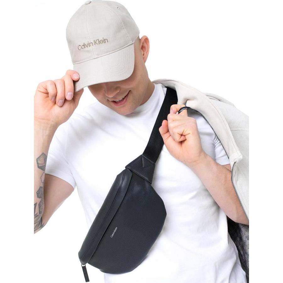 Calvin Klein（カルバン・クライン） CKマストウエストバッグ 「CK