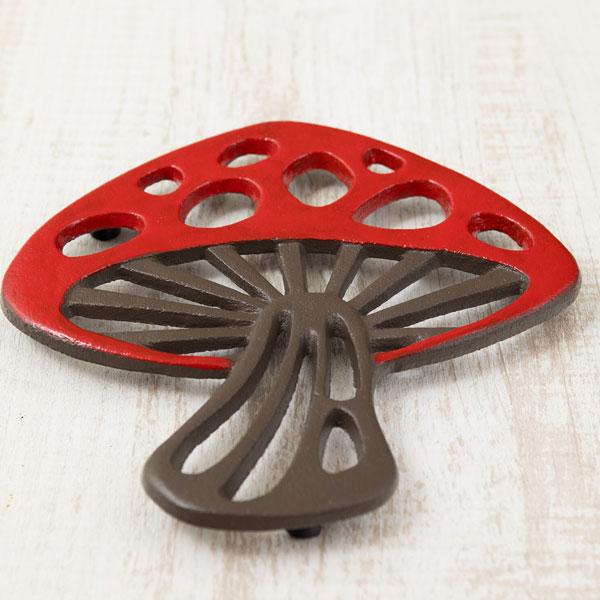 トリベット 鍋敷き アイアン マッシュルーム きのこ ポットスタンド クラシック 鋳物 キッチン用品 雑貨 食器 テーブルウェア コベントアイアン |  | 01