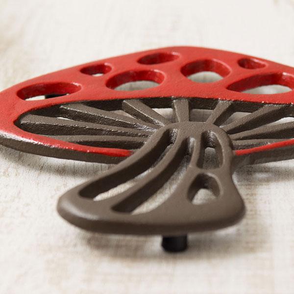 トリベット 鍋敷き アイアン マッシュルーム きのこ ポットスタンド クラシック 鋳物 キッチン用品 雑貨 食器 テーブルウェア コベントアイアン |  | 02