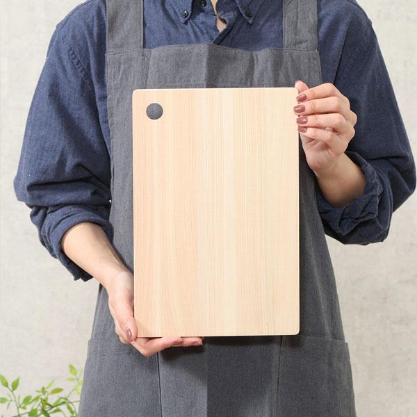 まな板 ひのき カッティングボード スクエア 30cm 乾かしやすい プレート 取っ手 木製食器 食器 写真映え キャンプ パン おしゃれ お洒落 |  | 03