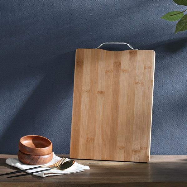 バンブーカッティングボード スクエア 35cm 竹のまな板 プレート アルミ 取っ手 木製食器 竹製食器 写真映え ステーキ ローストビーフ バーベキュー 吊り下げ |  | 01