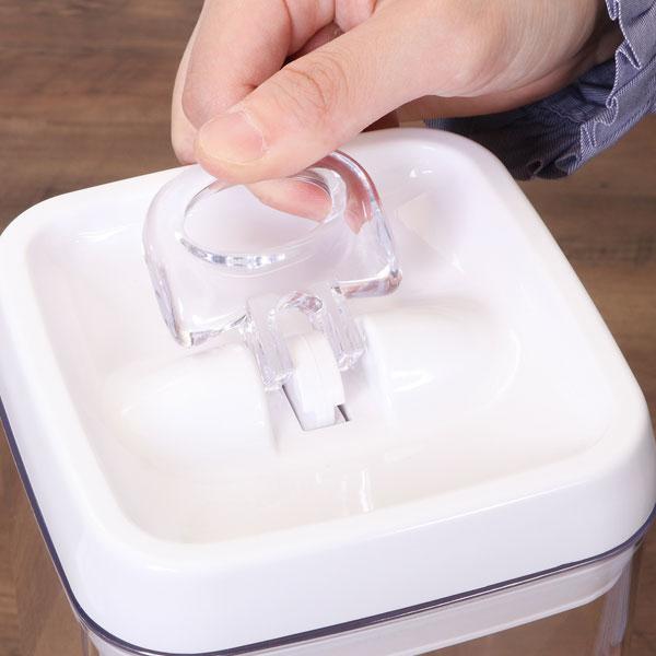 キャニスター スタッキング ロック キャニスター キュピタ 3100ml 密閉 保存容器 ホワイト 透明 フードストッカー おしゃれ 簡単 キッチン収納 収納容器 乾燥 |  | 02