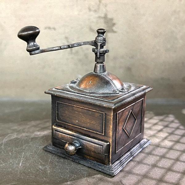 鉛筆削り アンティーク シャープナー 手動 プレゼント コンパクト 軽量 手動鉛筆削り えんぴつ ギフト えんぴつ削り おしゃれ スタイリッシュ | 