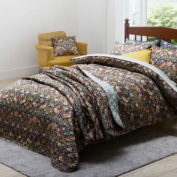 西川 ベッドスプレッド ウイリアムモリス いちご泥棒 綿100％ 西川 モリスギャラリー ウィリアムモリス ウォッシャブル 185×275cm | 西川