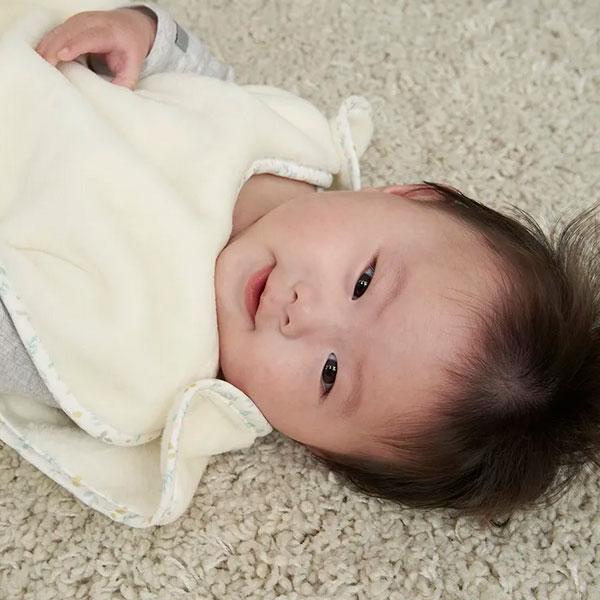 西川 スリーパー 綿毛布 ベスト 袖なし ベビーホーム 綿毛布素材 赤ちゃん ベビー キッズ 綿毛布スリーパー ベビーホーム 日本製 洗濯機OK プリントヘム | 西川 | 01