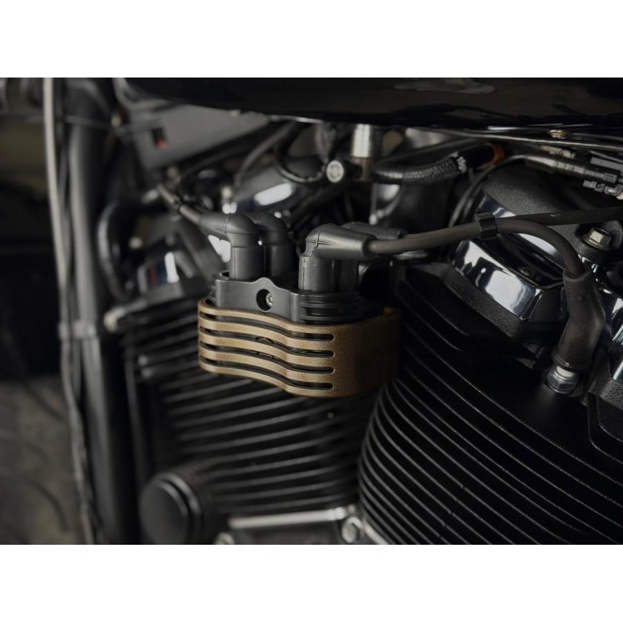 SCMオリジナル　コイルカバー　ブロンズ　M8ソフテイル用 |  | 03