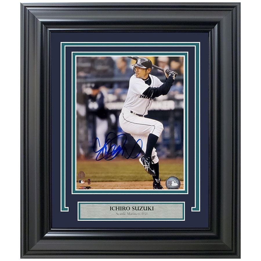 イチロー（マリナーズ）のサイン入り写真（フレーム付） イチロー（マリナーズ）のサイン入り写真（フレーム付） 楽天