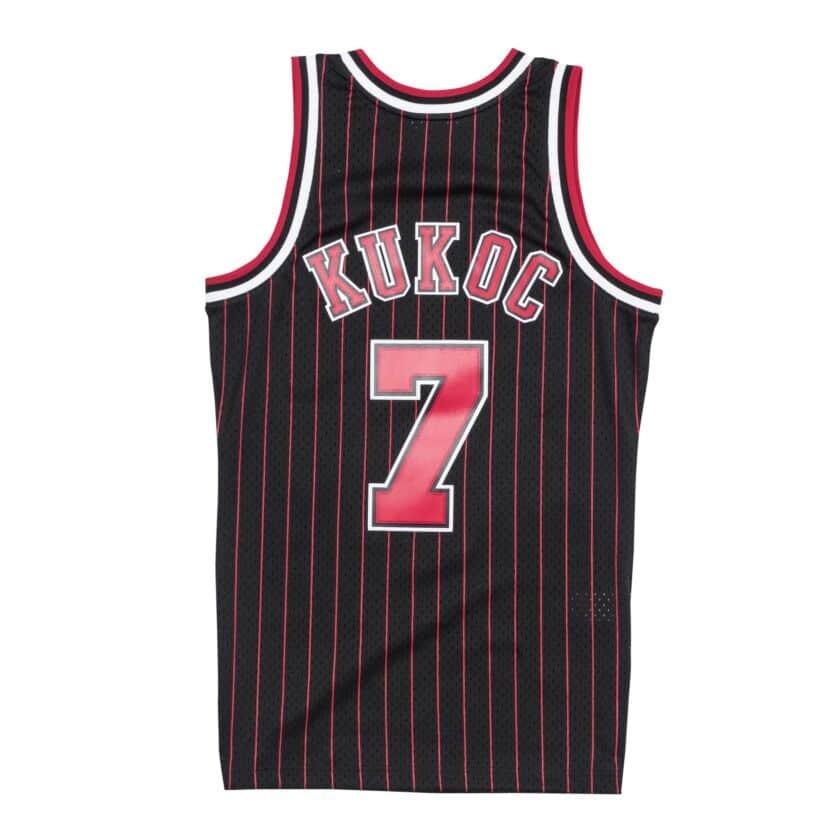 NBA トニー・クーコッチ シカゴ・ブルズ ユニフォーム スウィングマン 1995-96  ミッチェル＆ネス/Mitchell & Ness ブラック｜selection-basketball｜02