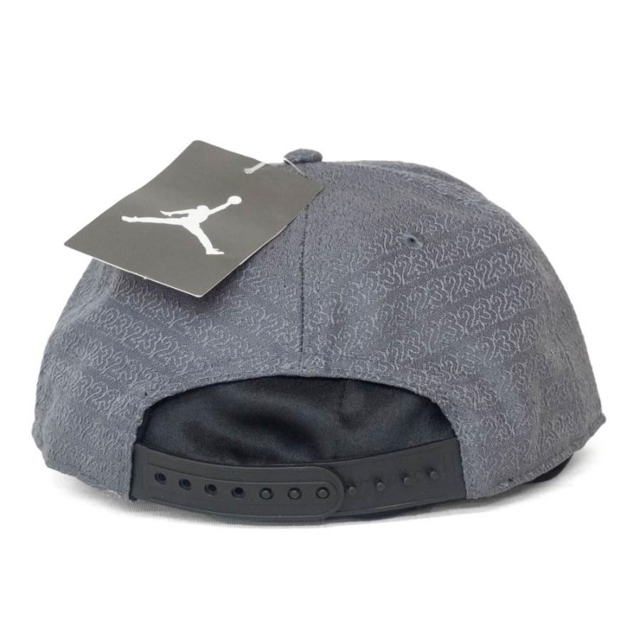 Jordan ベースボールキャップ グレー/ ブラック jordan men jordan pro cap atmosphere grey black black infrared 23