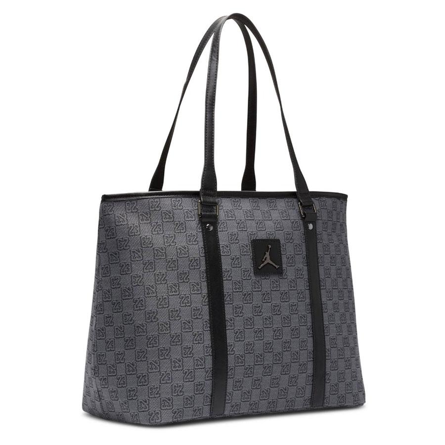 ナイキ　ジョーダン モノグラム トートバッグ Ｌサイズ　23 肩掛け　大容量 バッグ【L】JORDAN(ジョーダン) JAM MONOGRAM TOTE BAG – ROOKIE KIDS